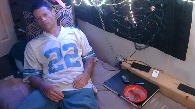 TheOneYouLove69 online show from February 2026 04:29:02 PM