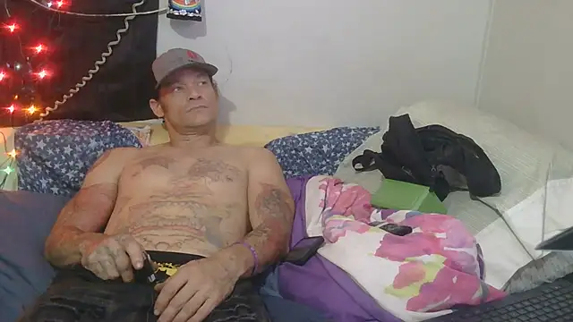 TheOneYouLove69 online show from October 2025 06:47:02 AM
