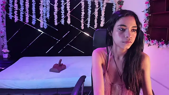 Jasmin Skinny online show from September 2025 02:26:01 AM