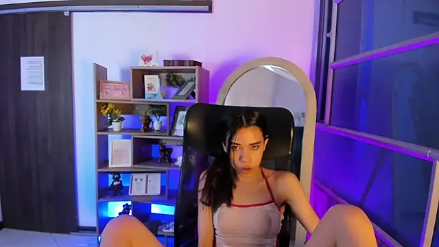 Jasmin Skinny online show from October 2025 03:40:02 AM