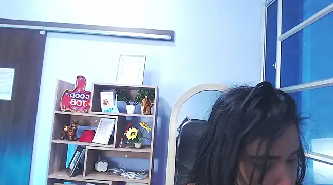 Jasmin Skinny online show from March 2025 06:00:02 AM