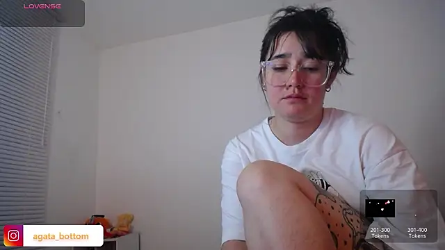 NewAgatha Bolton online show from February 2026 11:26:01 PM