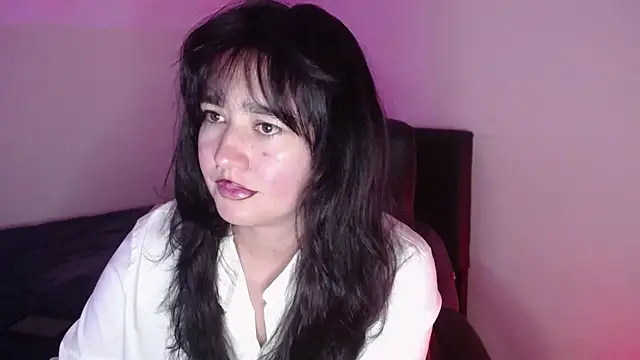 Snapshot of NewAgatha_Bolton chatting on May 2026 08:39:01 PM NewAgatha Bolton online show from May 2026 08:39:01 PM