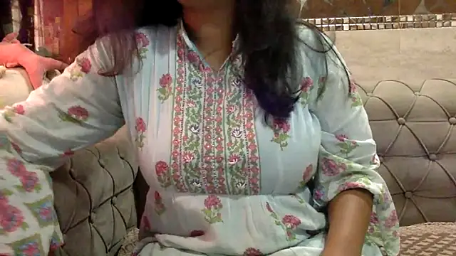 HaaniKaur online show from March 2026 08:51:02 AM