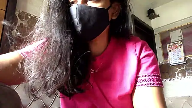 HaaniKaur online show from April 2026 05:10:02 AM