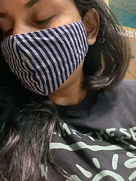 Snapshot of HaaniKaur chatting on January 2025 05:24:01 PM HaaniKaur online show from January 2025 05:24:01 PM