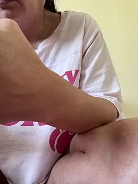 xLadyScarlettx online show from February 2026 05:13:01 PM