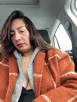 xLadyScarlettx online show from February 2026 03:42:01 PM