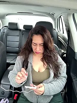 xLadyScarlettx online show from February 2026 04:26:02 PM