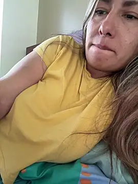 Snapshot of xLadyScarlettx chatting on March 2025 10:36:02 PM xLadyScarlettx online show from March 2025 10:36:02 PM