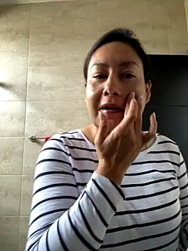 Snapshot of xLadyScarlettx chatting on October 2025 04:08:02 PM xLadyScarlettx online show from October 2025 04:08:02 PM