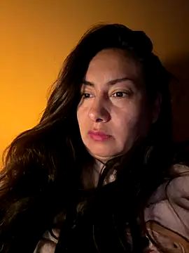 Snapshot of xLadyScarlettx chatting on September 2025 01:16:02 AM xLadyScarlettx online show from September 2025 01:16:02 AM