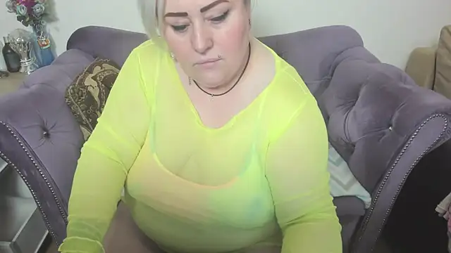 fashiona online show from February 2026 01:06:02 AM