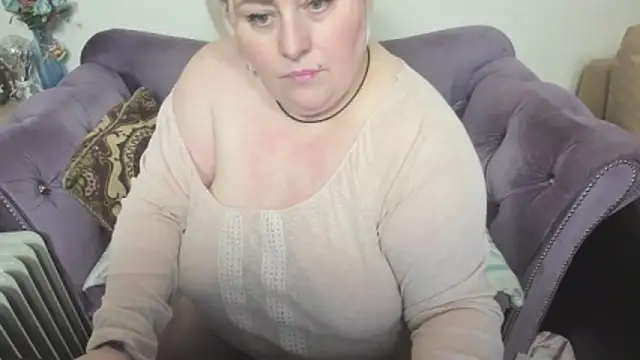 fashiona online show from December 2025 09:30:02 AM