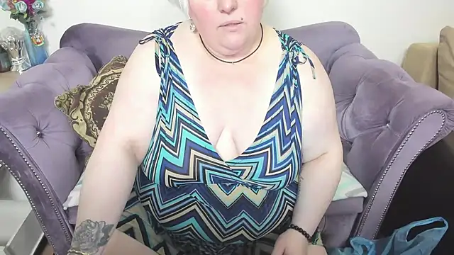 fashiona online show from February 2026 09:03:01 PM