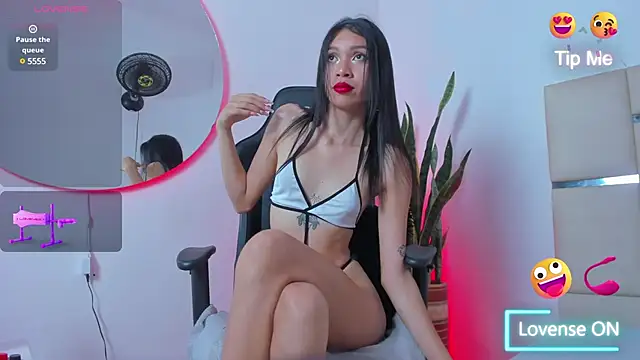 ThailyMaisson online show from February 2025 02:17:02 AM