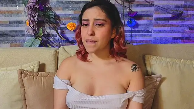 Hairyandsexysalma online show from September 2025 07:18:01 AM