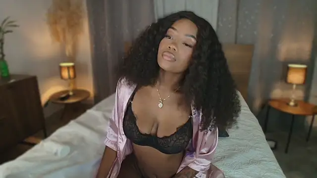 Snapshot of Isaa_Coleman_ chatting on December 2025 10:48:01 PM Isaa Coleman online show from December 2025 10:48:01 PM