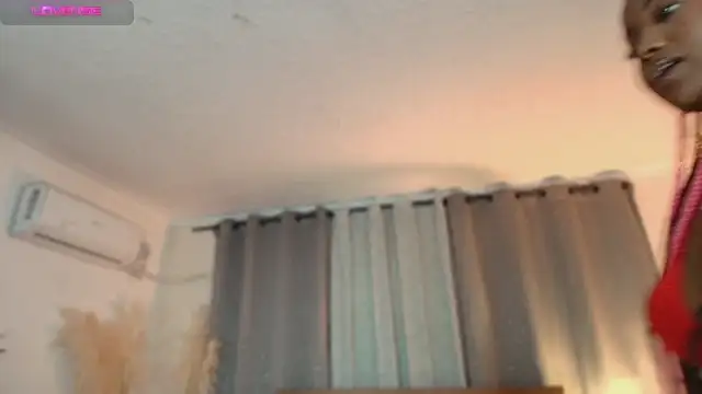 Snapshot of Isaa_Coleman_ chatting on September 2025 08:49:01 PM Isaa Coleman  online show from September 2025 08:49:01 PM