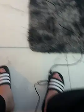 Lucom23 online show from April 2026 07:32:02 AM