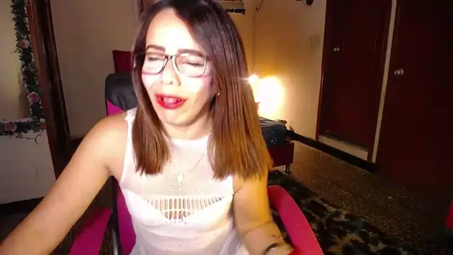 danielle rose 1 online show from February 2026 01:41:02 PM