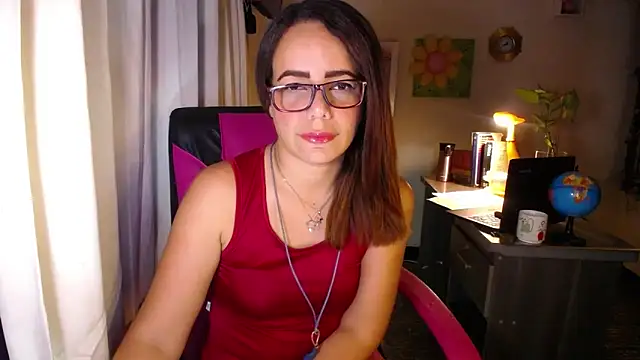 Snapshot of danielle_rose_1 chatting on June 2026 02:07:01 PM danielle rose 1 online show from June 2026 02:07:01 PM