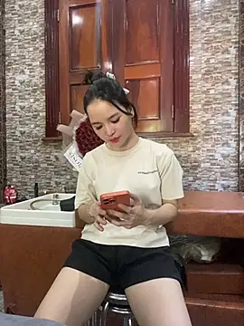 Snapshot of LiLi-Kirix99 chatting on May 2026 02:08:02 AM LiLi-Kirix99 online show from May 2026 02:08:02 AM