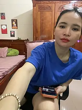 LiLi-Kirix99 online show from July 2026 02:57:01 PM