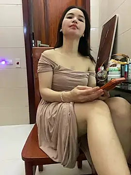 Snapshot of LiLi-Kirix99 chatting on May 2026 07:24:02 AM LiLi-Kirix99 online show from May 2026 07:24:02 AM