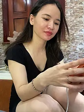 LiLi-Kirix99 online show from June 2026 02:24:02 AM