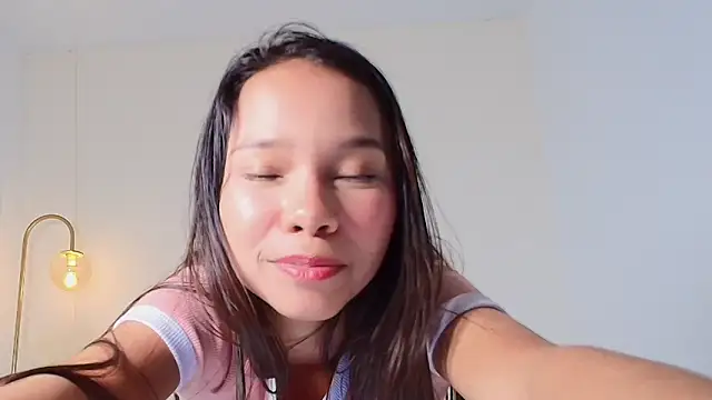 Snapshot of marce_algara chatting on March 2025 12:29:01 PM marce algara online show from March 2025 12:29:01 PM