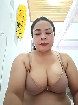 Sexy-bigtits2024 online show from December 2024 01:28:02 PM
