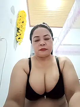 Sexy-bigtits2024 online show from December 2024 02:36:02 PM