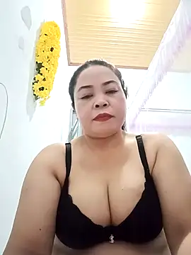 Sexy-bigtits2024 online show from December 2024 12:22:01 PM