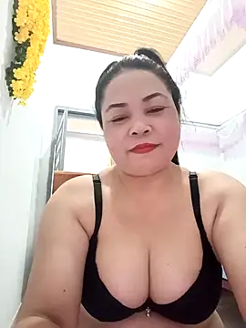 Sexy-bigtits2024 online show from January 2025 07:49:01 AM