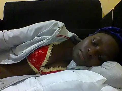 ebonyvalleria1 online show from October 2025 06:51:01 PM