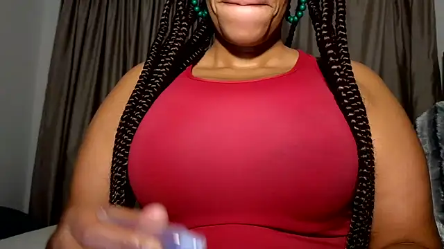 SexyFreaky  online show from May 2026 12:01:02 AM