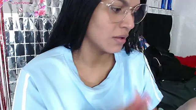Snapshot of SweetAlmaa chatting on October 2025 11:39:01 PM SweetAlmaa online show from October 2025 11:39:01 PM