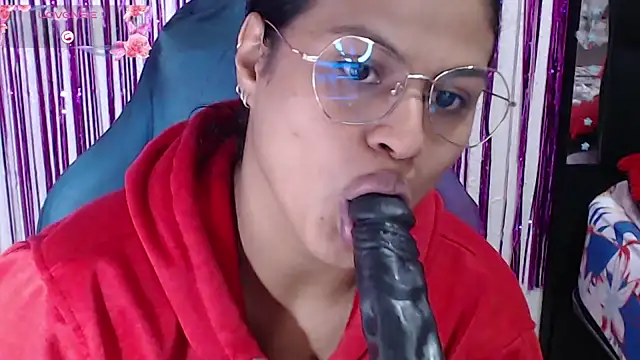 SweetAlmaa online show from February 2026 10:15:02 AM