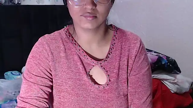 SweetAlmaa online show from April 2026 10:19:02 AM