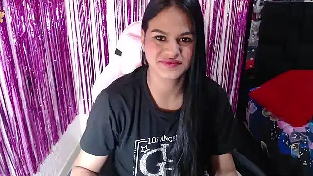 SweetAlmaa online show from May 2026 11:49:02 AM