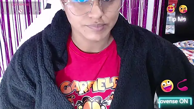 SweetAlmaa online show from March 2026 10:20:02 AM