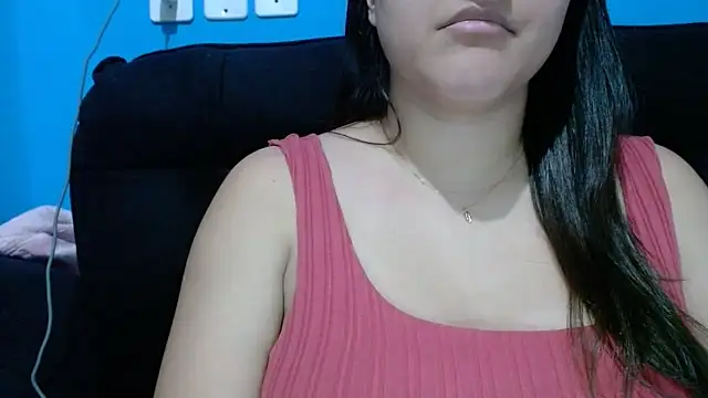 luckygirl111 online show from April 2026 04:03:01 PM