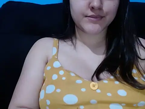 Snapshot of luckygirl111 chatting on October 2025 05:13:02 PM luckygirl111 online show from October 2025 05:13:02 PM