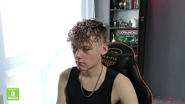 Keytaro online show from October 2025 10:35:02 AM