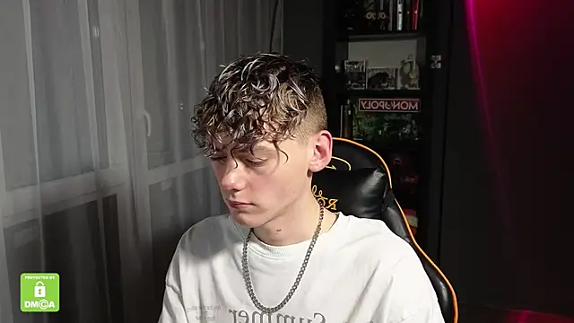 Keytaro online show from November 2025 10:46:01 PM