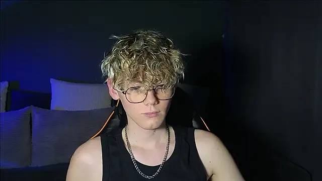 Keytaro online show from March 2026 11:39:01 PM