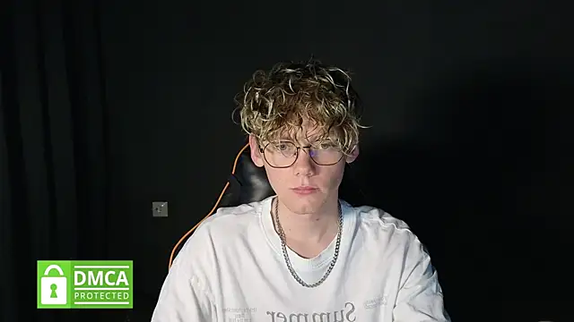 Keytaro online show from April 2026 02:49:02 AM