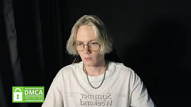 Keytaro online show from May 2026 12:30:02 AM