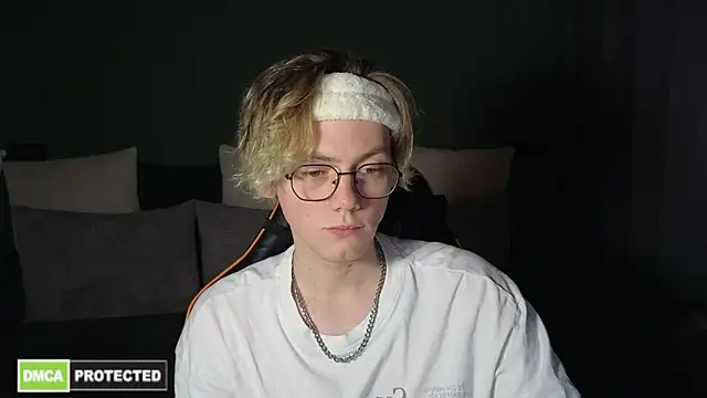 Keytaro online show from April 2026 01:07:01 AM